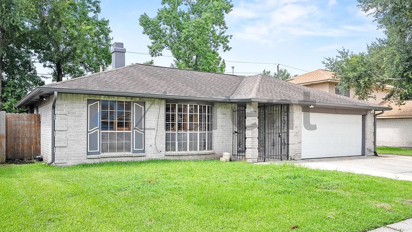 4 bed, 1670 sqft, $2,000 — Photo 2