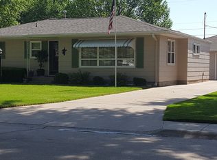 1907 N Howard Ave, Grand Island, NE 68803
