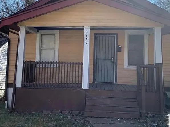 2140 Rose Bud Ave, Saint Louis, MO 63121