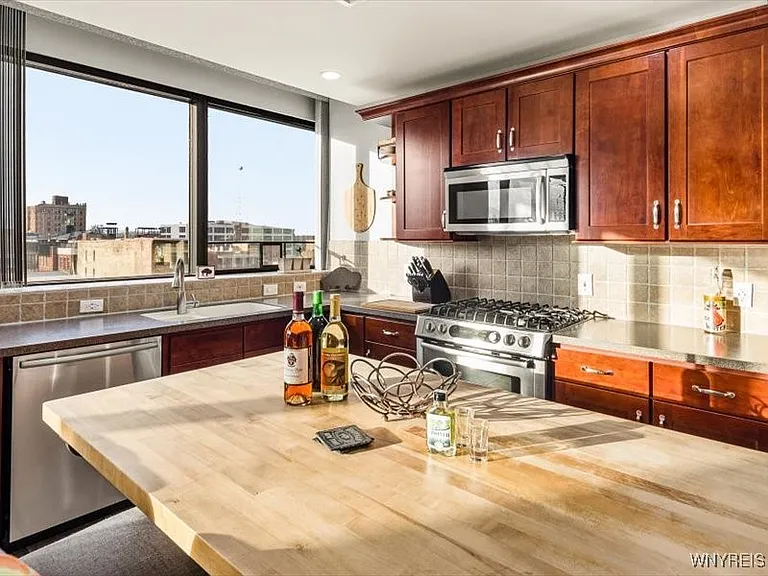 610 Main St #501 — Photo 17