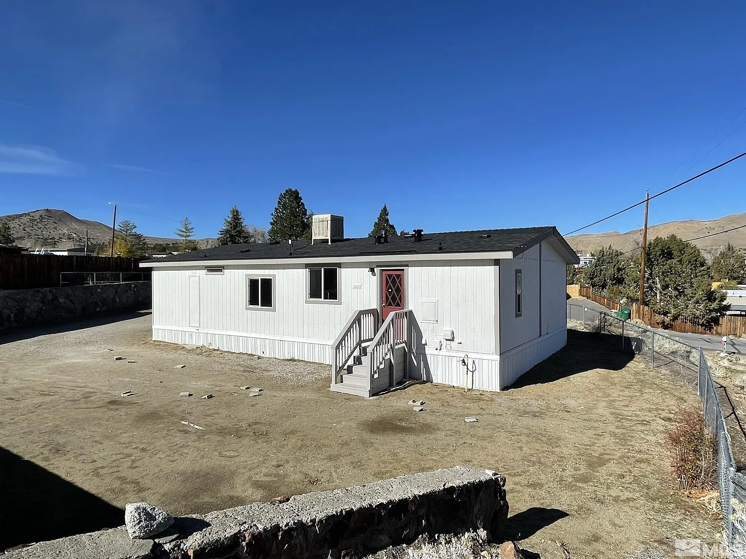 6210 Lundy Rd photo 1