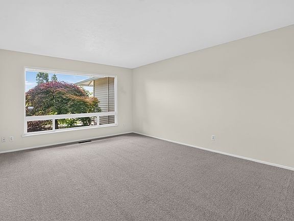 2nd image of 3470 NW Park View Dr