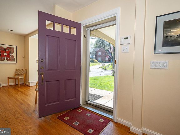 4th image of 535 Hamilton Rd