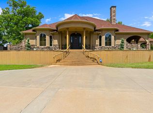 440 Susan Rd, Gladewater, TX 75647