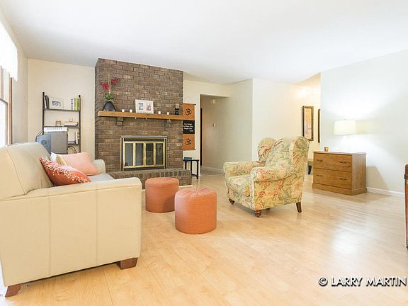 4th image of 839 Bellewood Dr SE