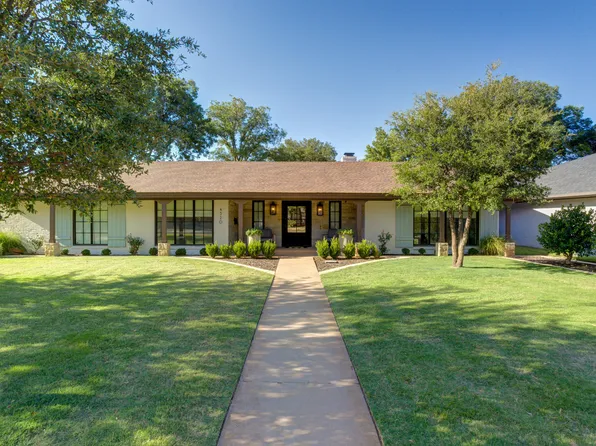 4520 8th St, Lubbock, TX 79416