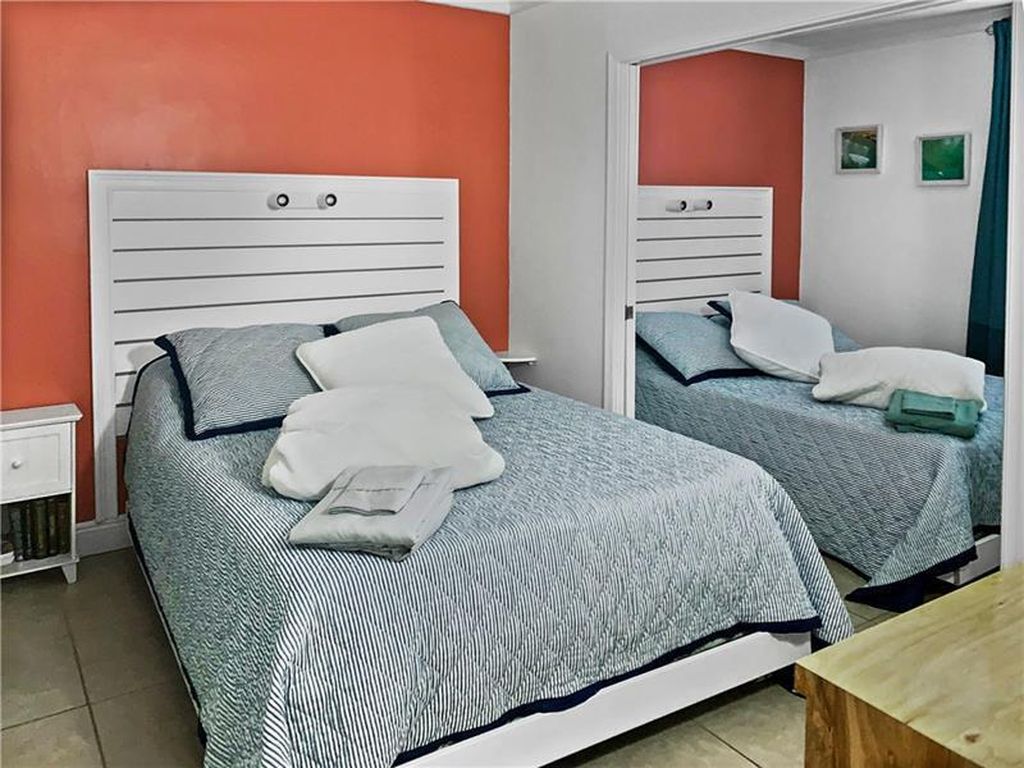 221 SE 9th Avenue #103, photo 4