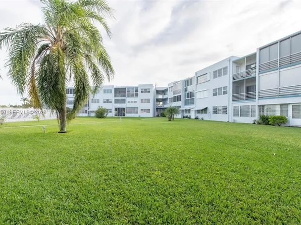2200 Park Ln APT 105, Hollywood, FL 33021