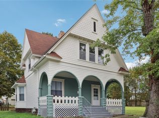 655 New Castle Ave, Sharon, PA