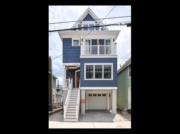 14 New St, Sea Bright, NJ 07760