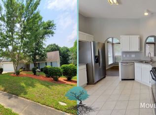 9105 Oren Thompson Rd, Charlotte, NC 28213