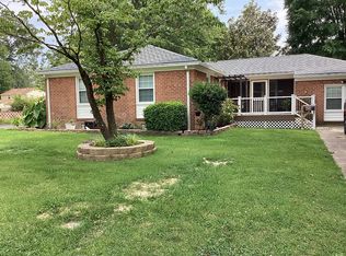 469 Dunmore Dr, Newport News, VA 23602