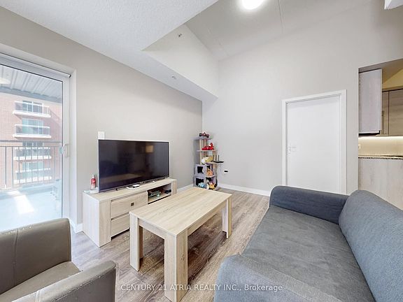 4th image of 280 Lester St #308