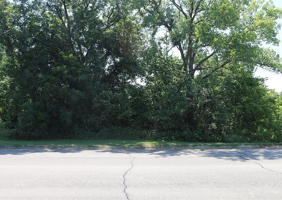 1st image of 2213 Woodberry Dr Lot 17