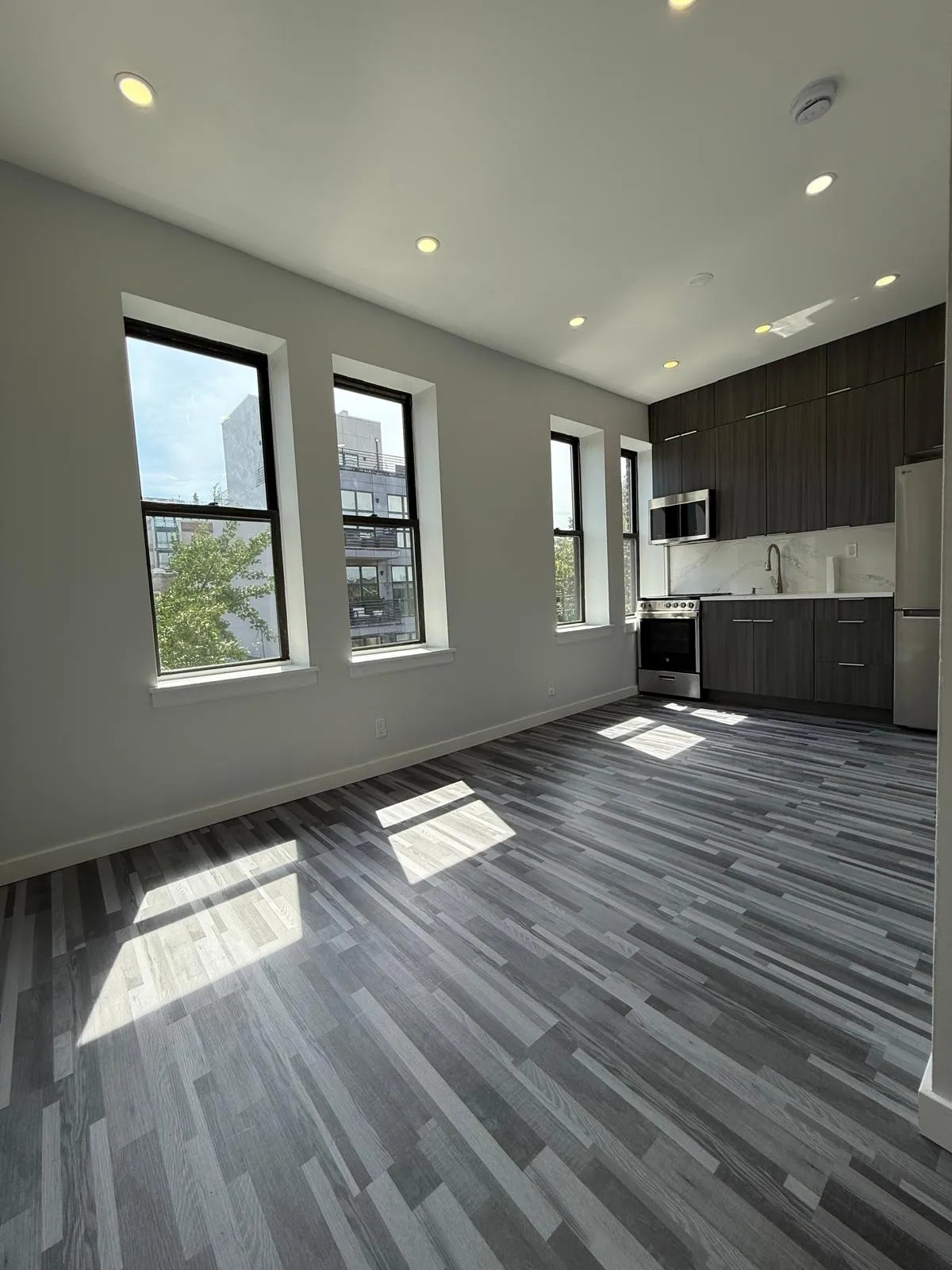 409 Grand Street #2 in Williamsburg, Brooklyn | StreetEasy