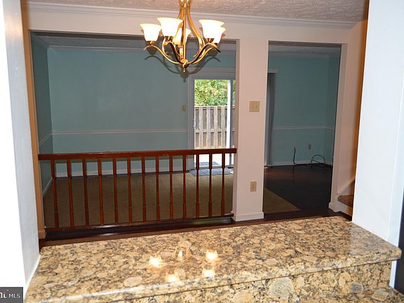 5th image of 7825 Fairborn Ct