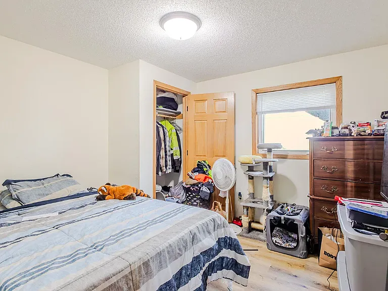 2406 Hill Ave #2 — Photo 10