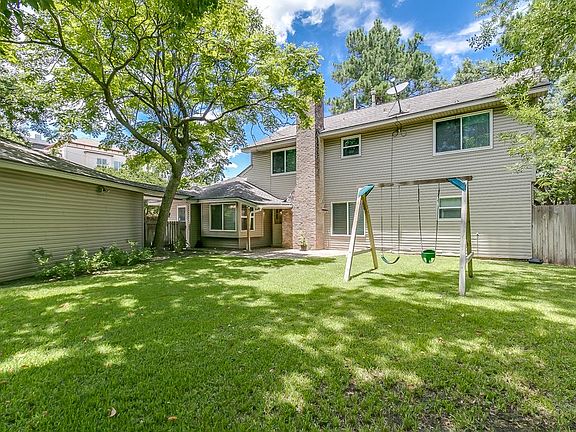 3rd image of 14559 Chadbourne Dr