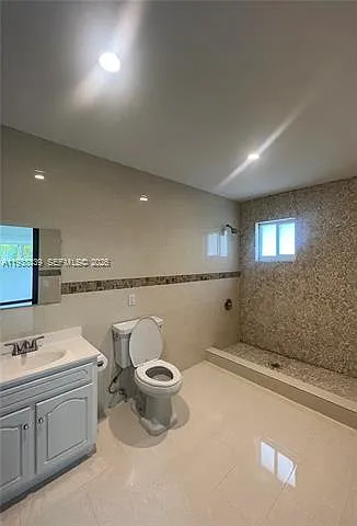 9210 SW 73rd Rd #9210 — Photo 7