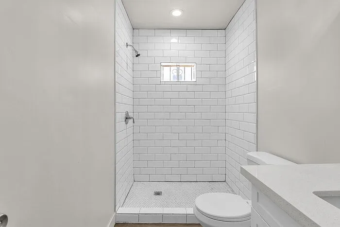 325 N 17th Dr #B — Photo 23