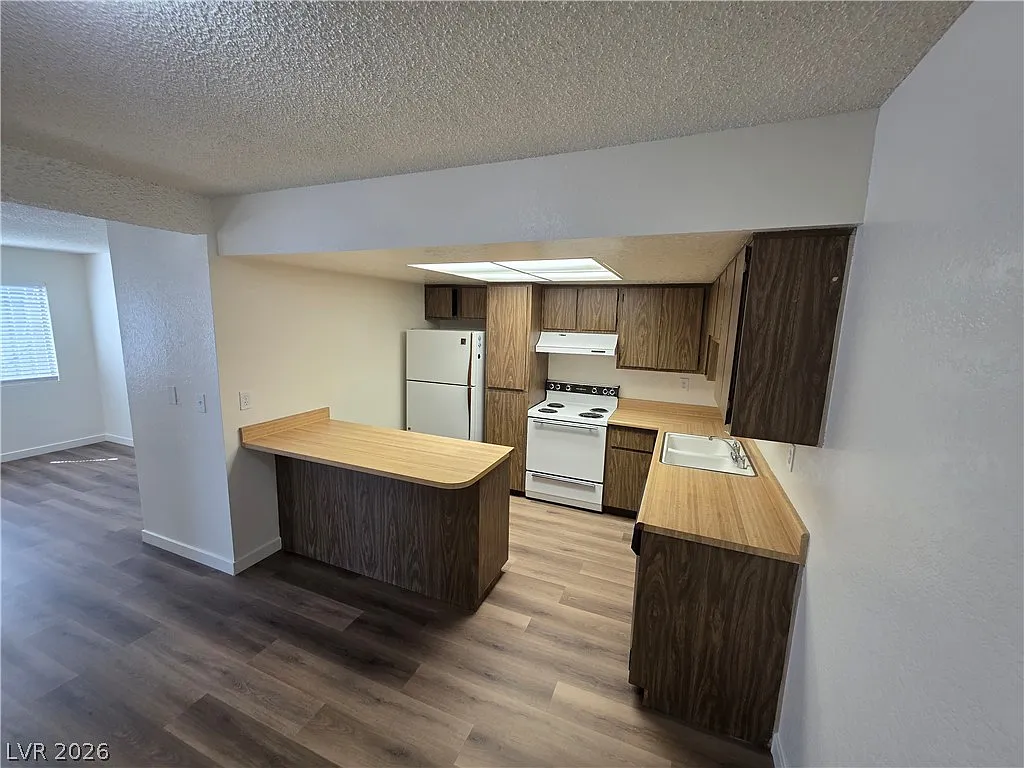 5312 Redberry St — Photo 4