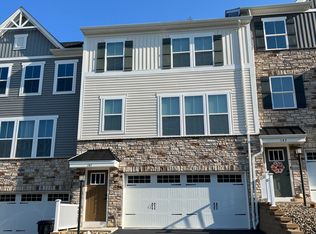 141 Moyer Hill Dr, Cranberry Township, PA 16066