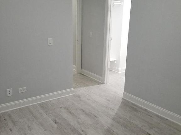 5th image of 3216 W Fullerton Ave APT G