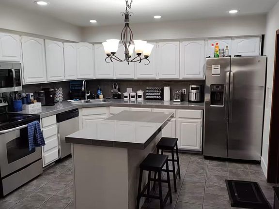 4th image of 7302 Edlane Rd