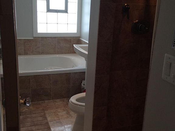 Full Bathroom-Grohe and Kohler fixtures-Rain Shower