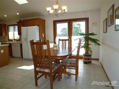 3rd image of 10700 Chickadee Dr