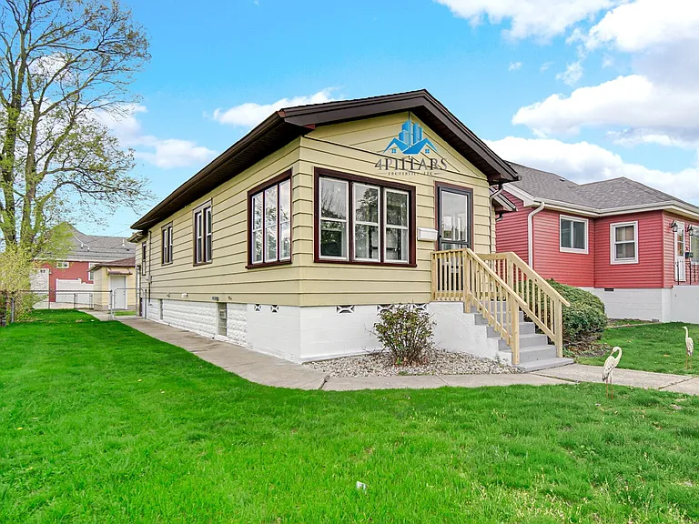 648 Stewart Ct — Photo 20