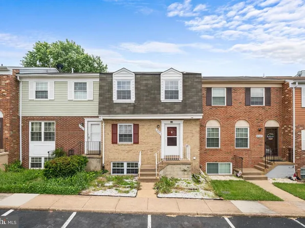 8387 Woodline Ct, Manassas, VA 20110