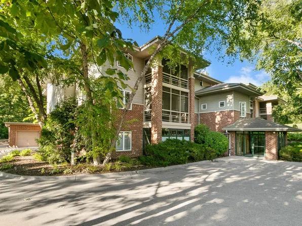 2820 Mickelson Pkwy Unit 204, Fitchburg, WI 53711