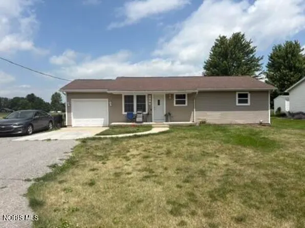 115 Road St, Stryker, OH 43557