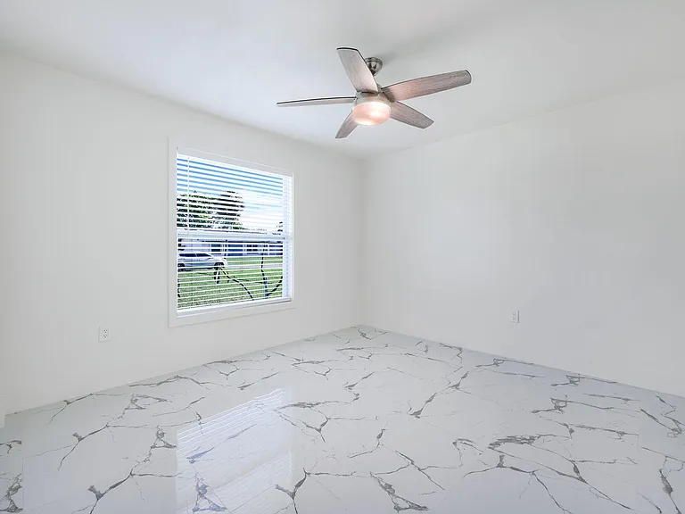 6031 Macbeth Ln — Photo 18