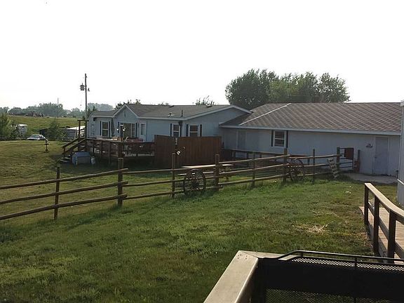 3rd image of 3885 87th Ave NW