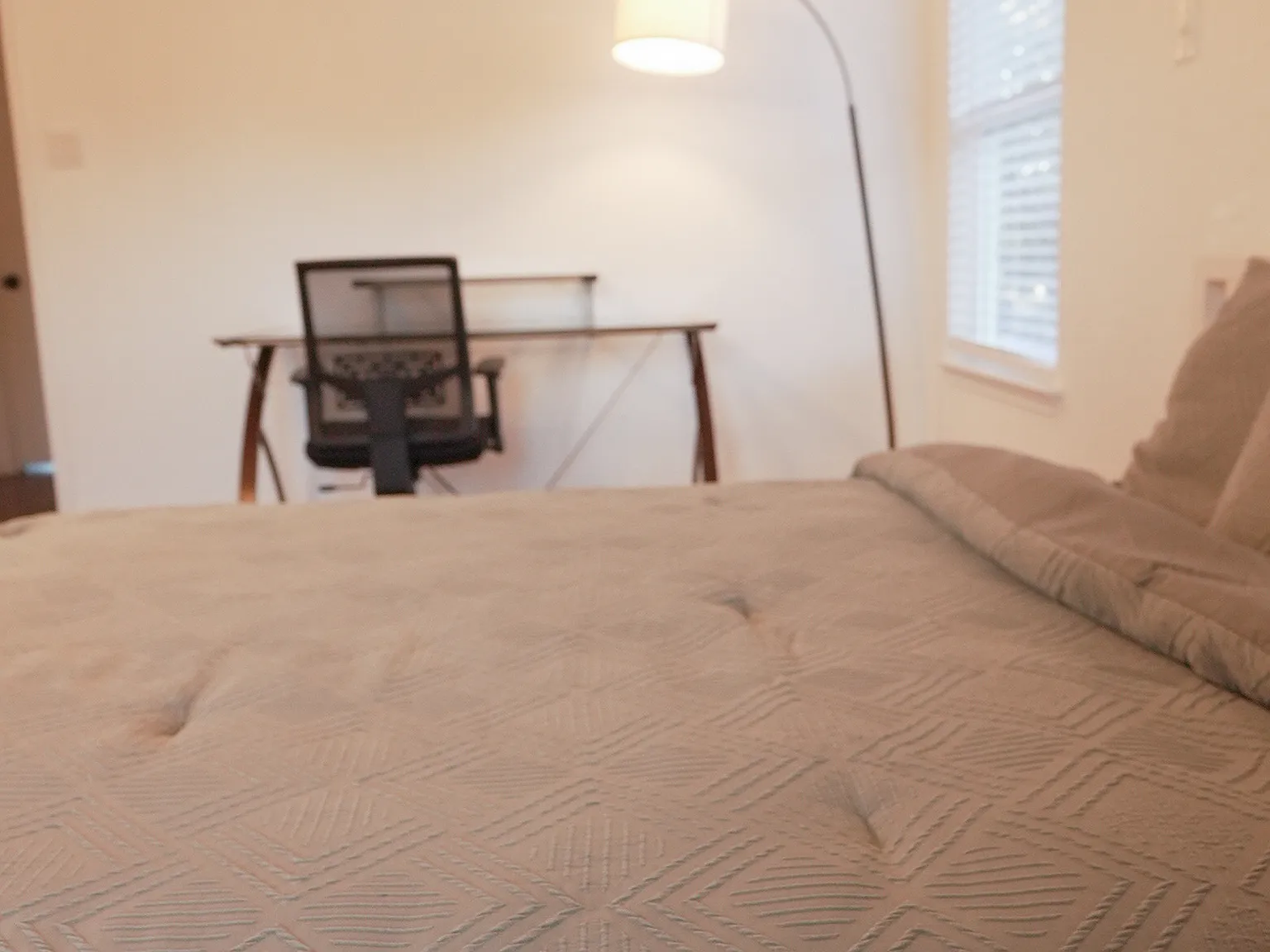 5 bed, 1969 sqft, $875 — Photo 4