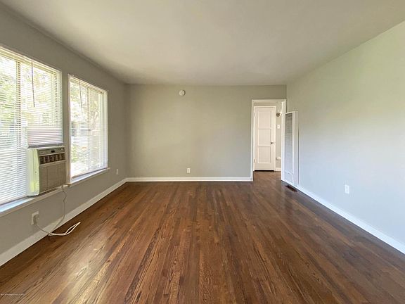 3rd image of 648 N Rosemary Ln #650
