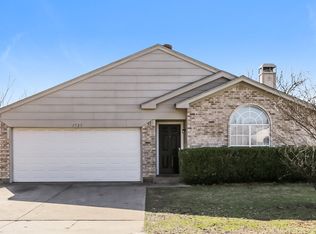 1725 Whispering Cove Trl, Fort Worth, TX 76134