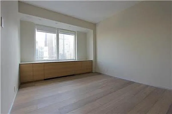 Rented by Domus Realty | media 5