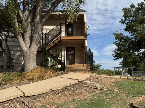 131 Falconhead Dr Unit D, Burneyville, OK 73430