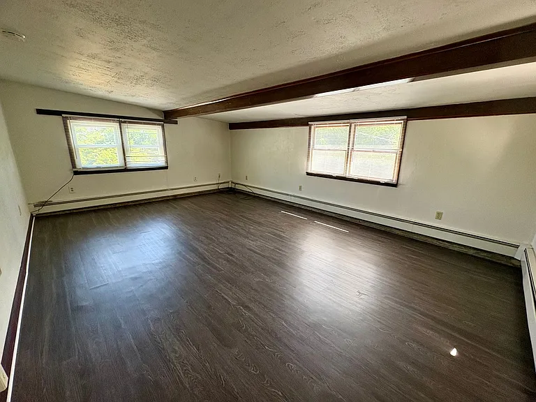 3630 Colebrook Rd — Photo 25