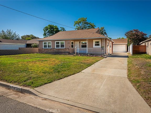 2nd image of 4734 Sierra St