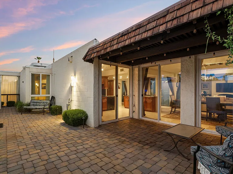 7005 N Barbados Pl — Photo 36
