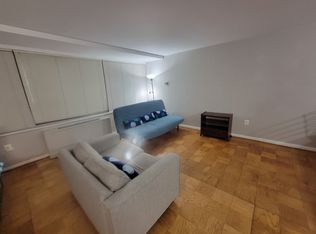 922 24th St NW, Washington, DC 20037