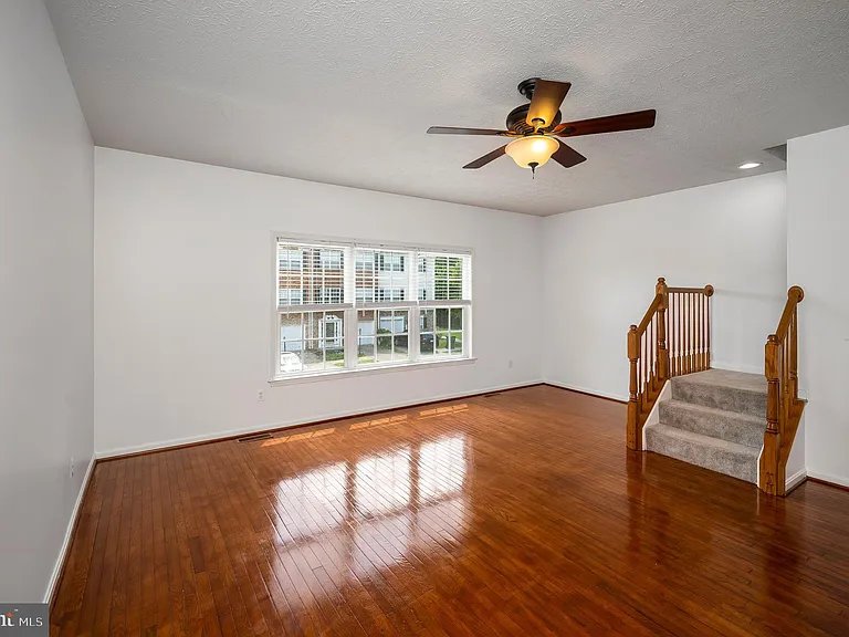 104 Stingray Ct — Photo 6