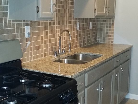 4th image of 1305 E Armour Blvd APT 105
