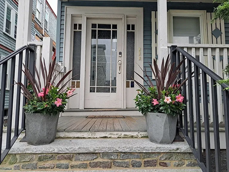 63 Whitten St #3 — Photo 4