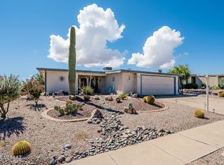 385 W Rio Santa Cruz, Green Valley, AZ 85614