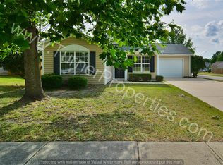 137 Crimson Oak Dr, Lexington, SC 29072